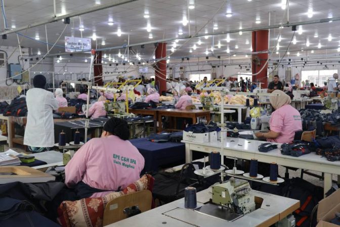 استفادة 300 امرأة ماكثة في البيت من عقود مناولة مع مجمع “جيتاكس”