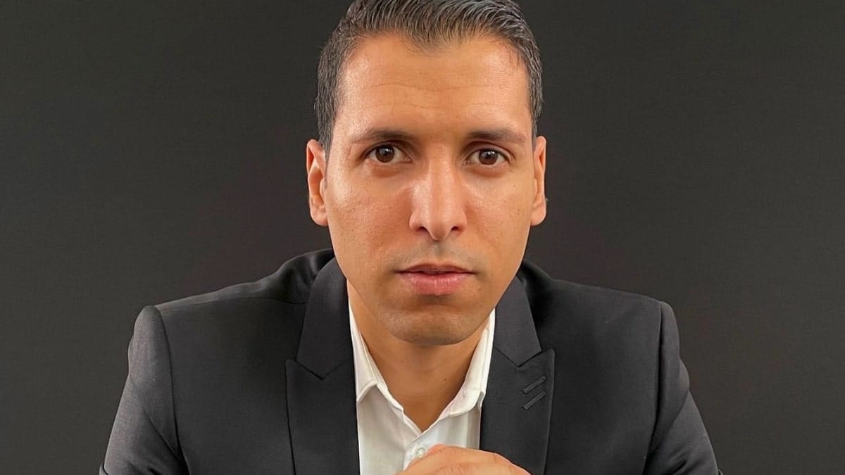 Your alt text description