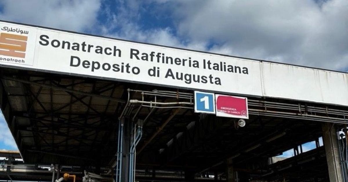 Your alt text description