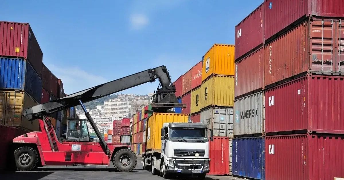 إصلاحات الموانئ الجزائرية لتسريع اللوجستيات وخفض الأسعار