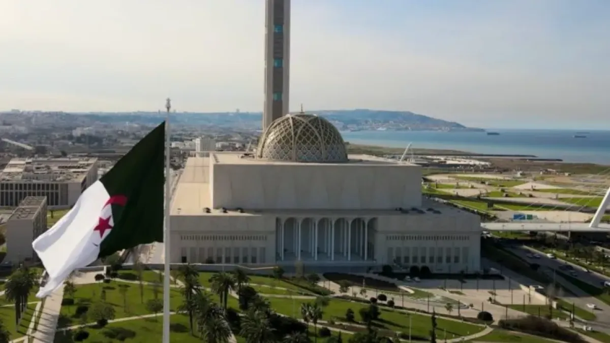 الجزائر تحدد بداية رمضان 2026 يوم الخميس 19 فبراير