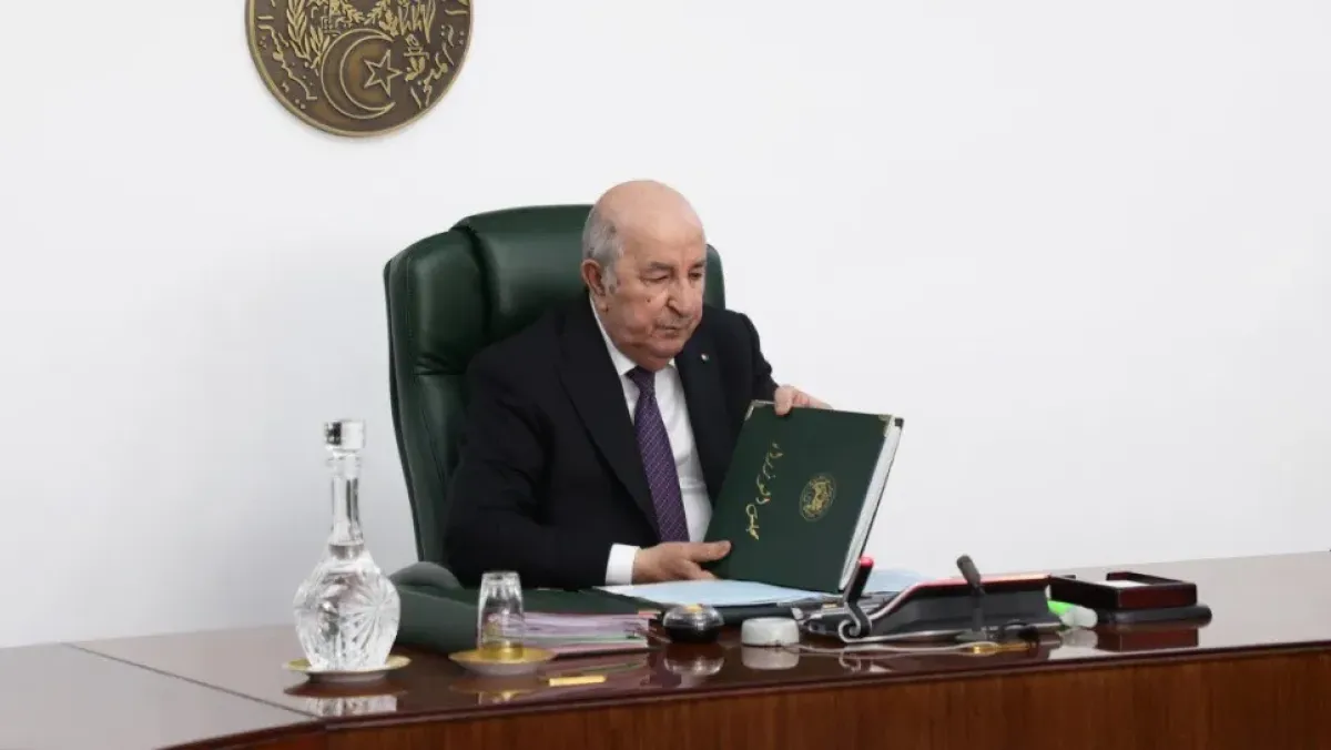 الرئيس تبون يطالب بمسائلة مسؤولين عن انقطاع مياه الشلف