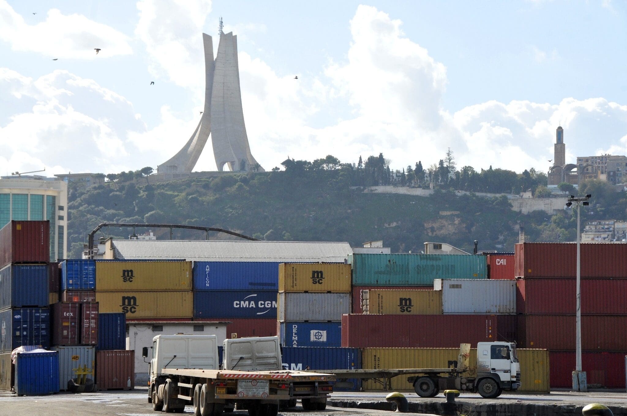 محكمة سيدي محمد تطلب سجن 8 سنوات في قضية التهريب