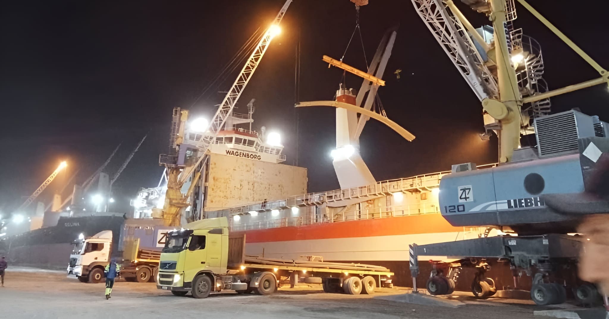 تصدير 15,575 طن من حديد التسليح من عنابة إلى ليتوانيا