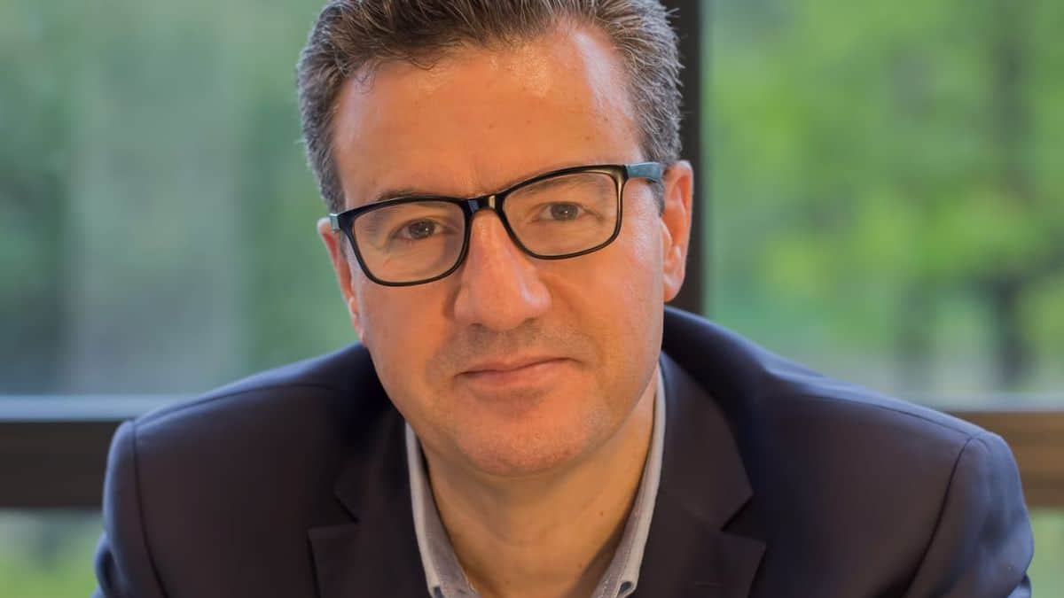 التحول إلى الاستقلال التكنولوجي كأولوية للاقتصاد الجزائري