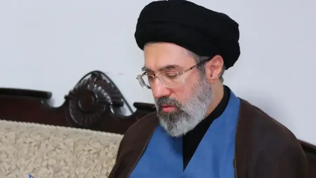 مجتبي خامنئي ينتخب مرشدًا أعلى جديدًا في إيران