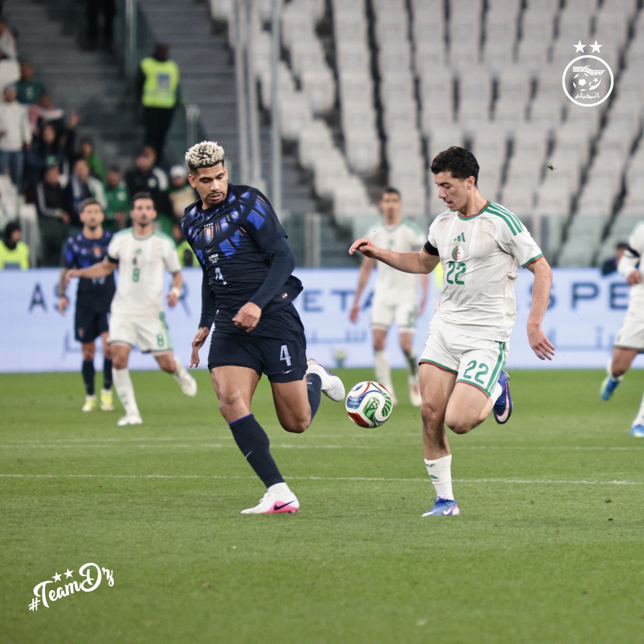 تعادل المنتخب الجزائري 0-0 مع الأوروغواي في مباراة ودية