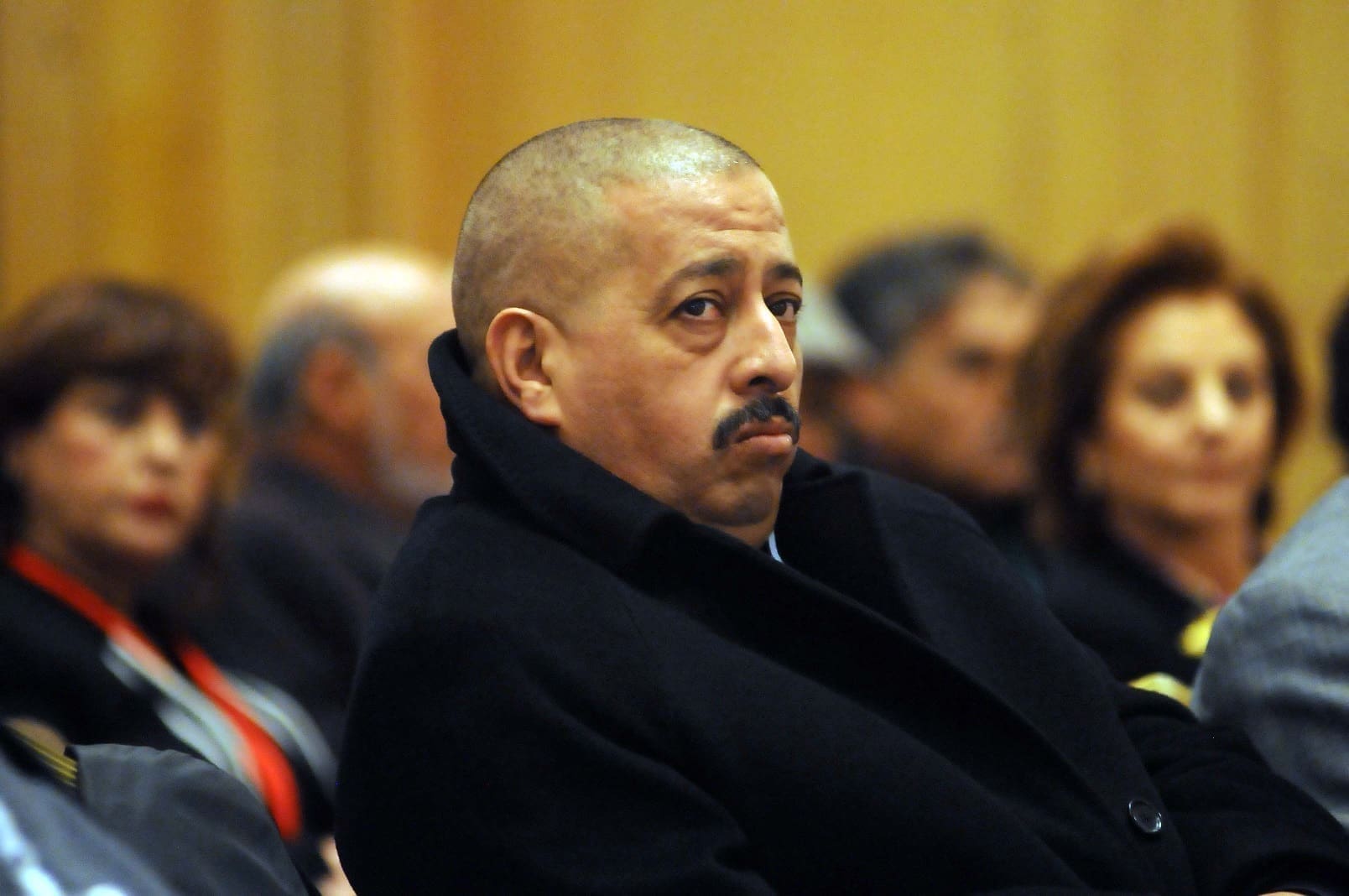 محاكمة عزيز الدين طحكووت لبيع فيلا محجوزة