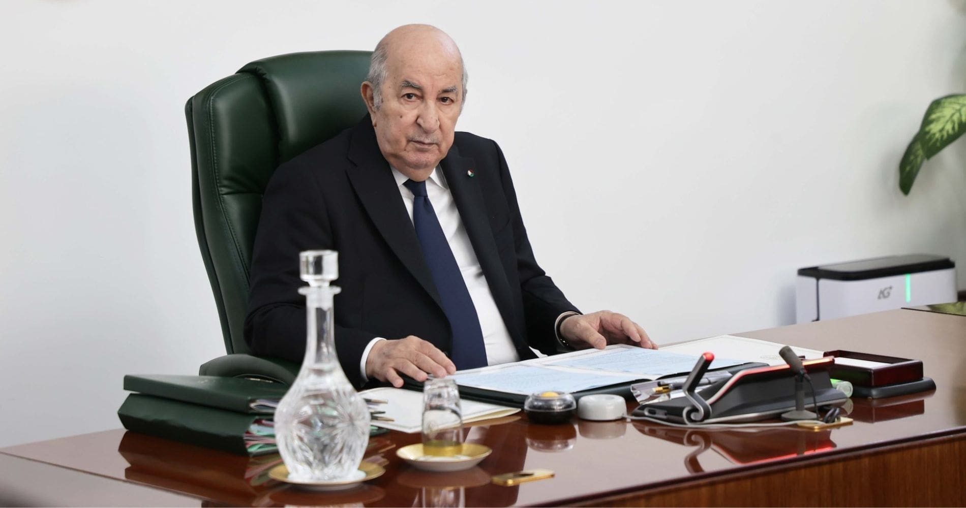 الجزائر: الرئيس يعلن إقالة وزير المياه طه دربال