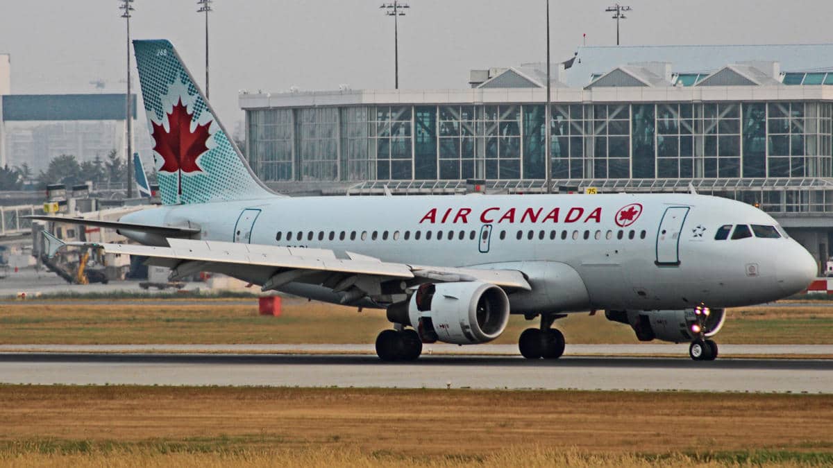 Air Canada توقف رحلتها المباشرة مونتريال‑الجزائر بسبب ارتفاع الوقود