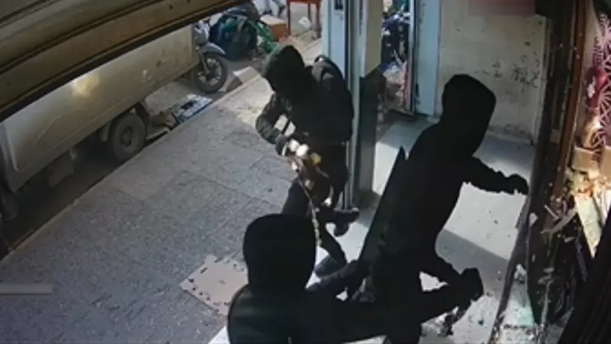 إلقاء القبض على شبكة إجرامية بعد سطو مجوهرات في عنابة