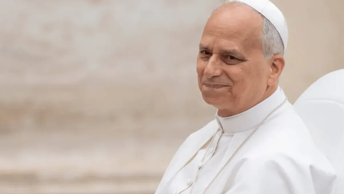 زيارة البابا ليون للجزائر: اللغة الإنجليزية كإشارة دبلوماسية