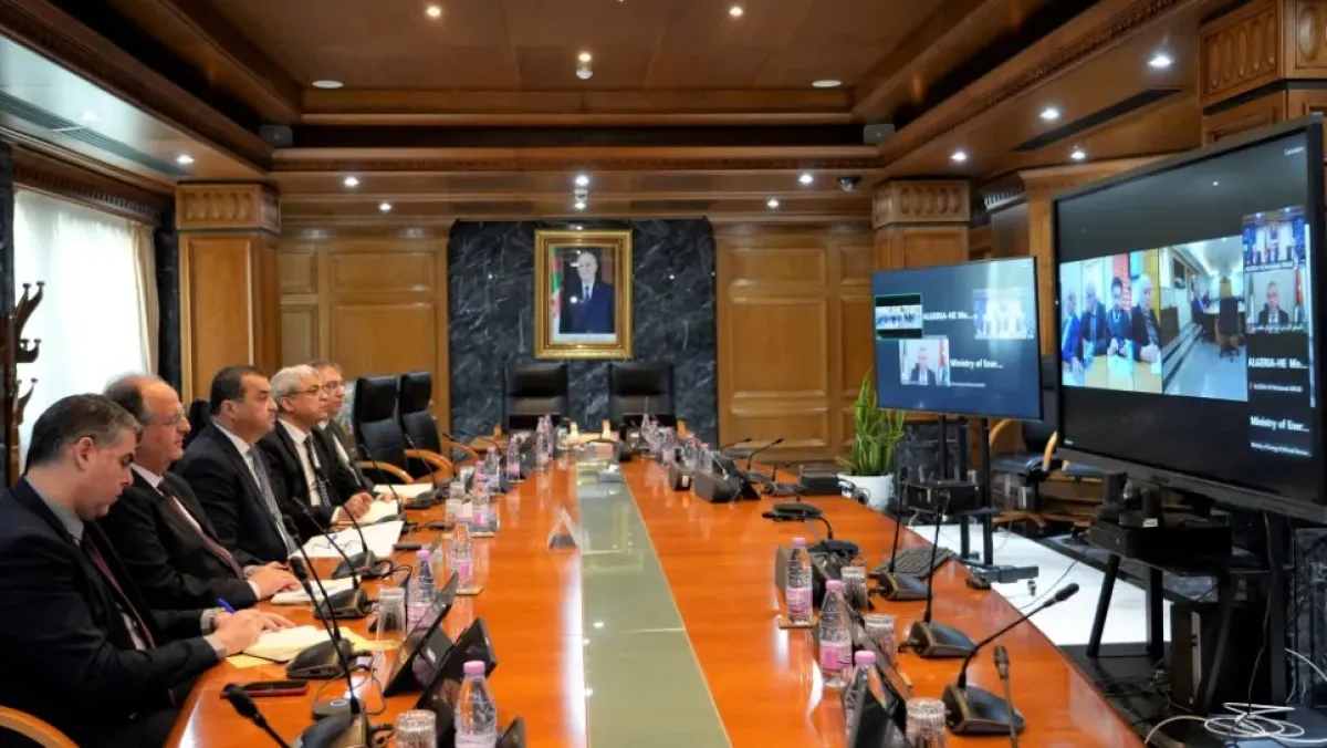 الجزائر والأردن يتباحثان تعزيز صادرات النفط والغاز