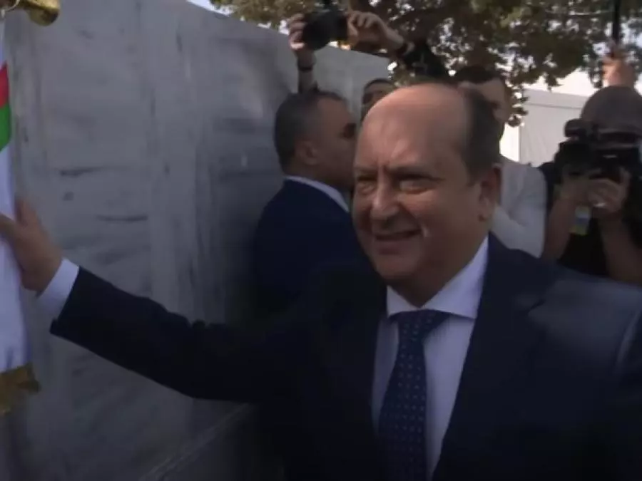 إطلاق مشروع جنرال بلاستيك إنجاكشن في تيسمسيلت بمشاركة الوزير الأول