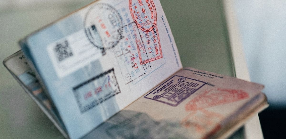 الإمارات تفرض شهادة حسن سيرة على 16 دولة للسياحة