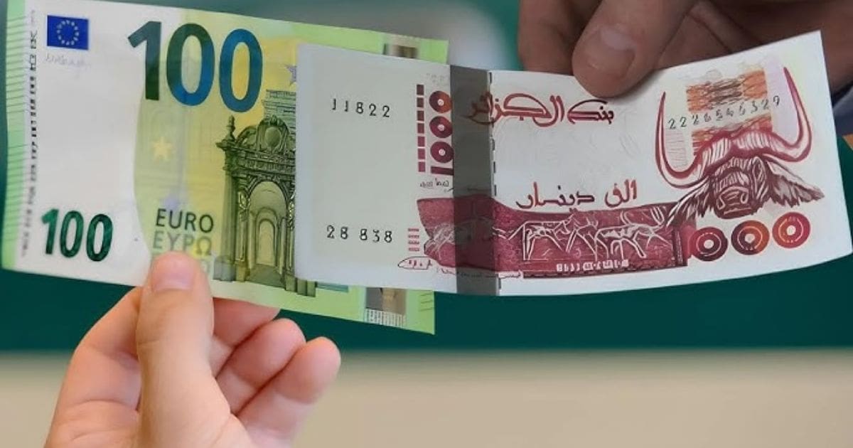 سوق الصرف غير الرسمي بالجزائر يشهد ارتفاعاً طفيفاً في أفريل