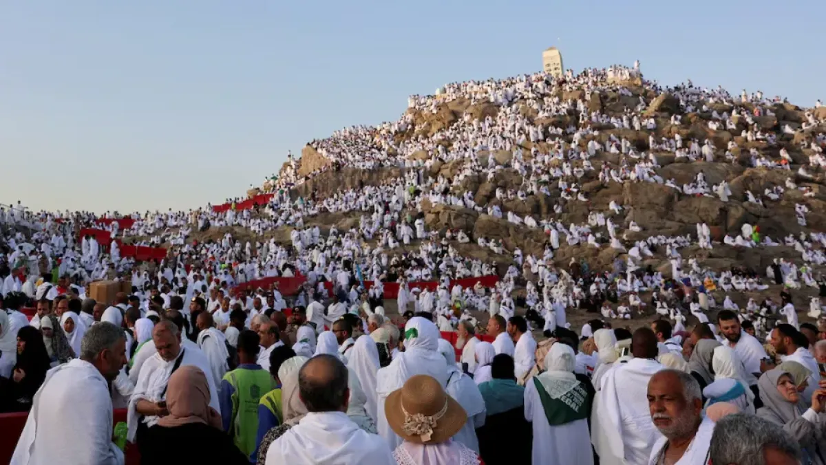 حجاج 2024 يصلون إلى عرفات بأكثر من مليون ونصف