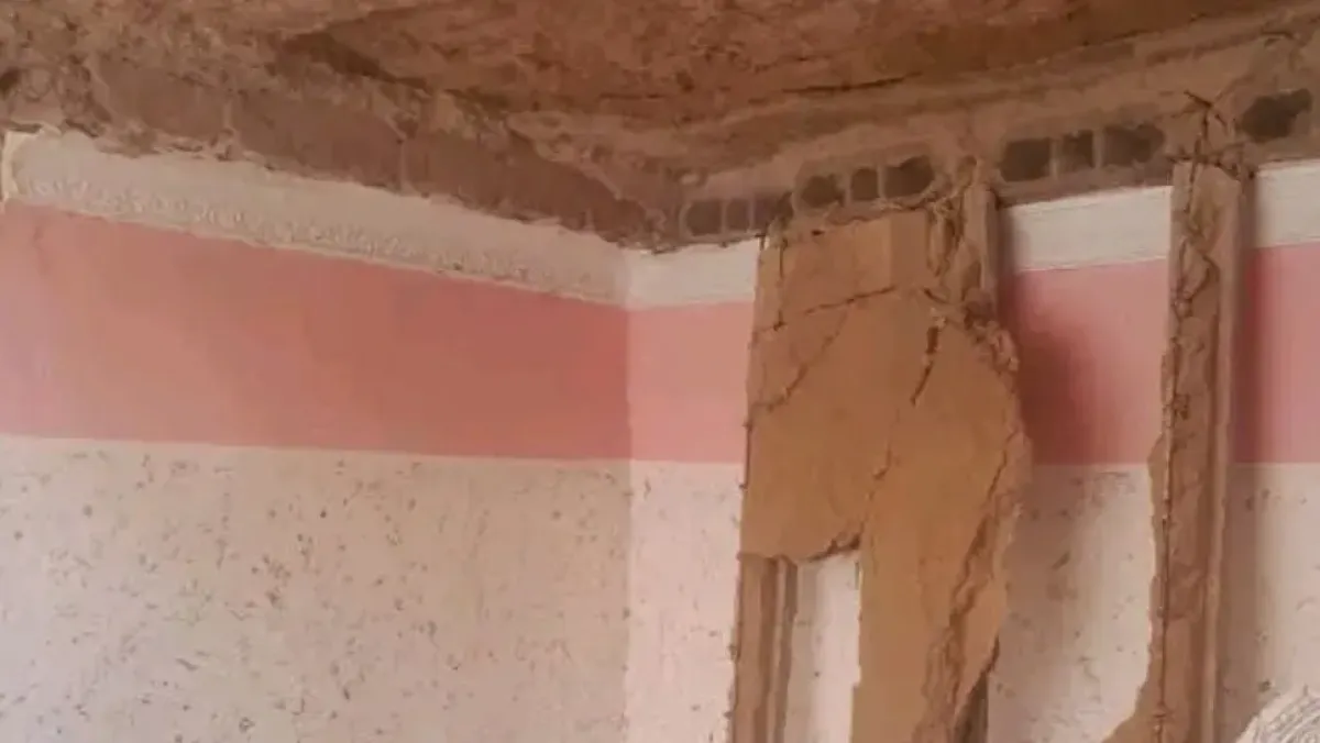 مقتل شابة 29 عاماً بانهيار سقف منزل بالبيض