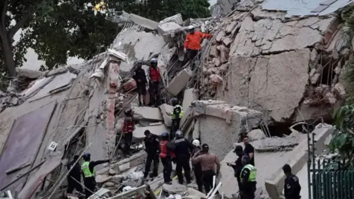 زلزالان بقوة 7.2 و7.5 درجة يقتلان 32 في فنزويلا
