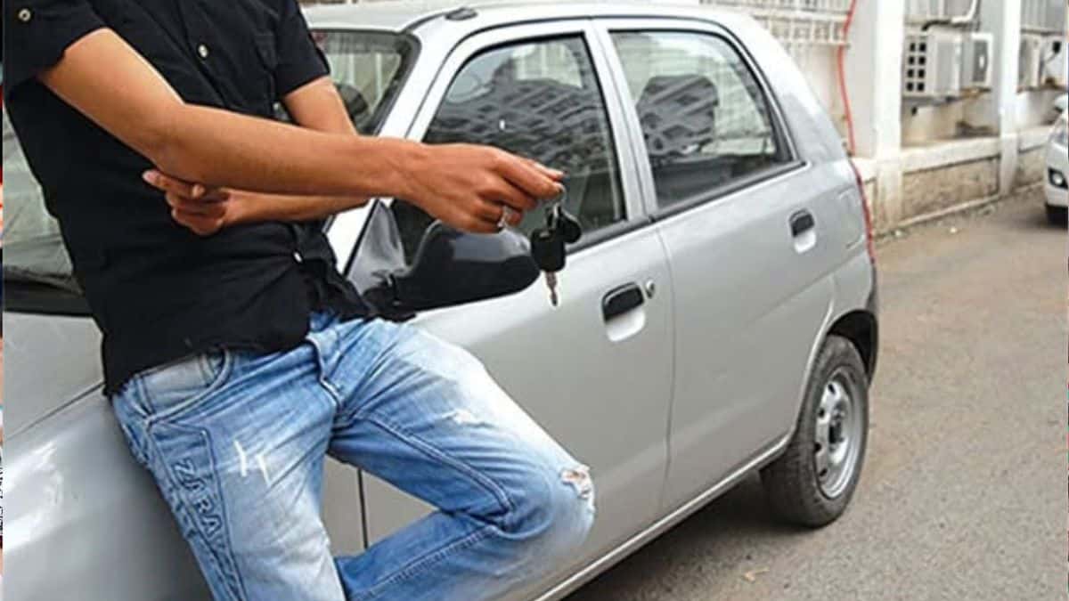توضيح غرامة 500 ألف للسيارات غير المرخصة في الجزائر