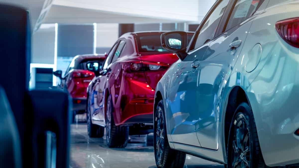 أزمة صناعة السيارات الألمانية وتأثيرها على استراتيجية الجزائر