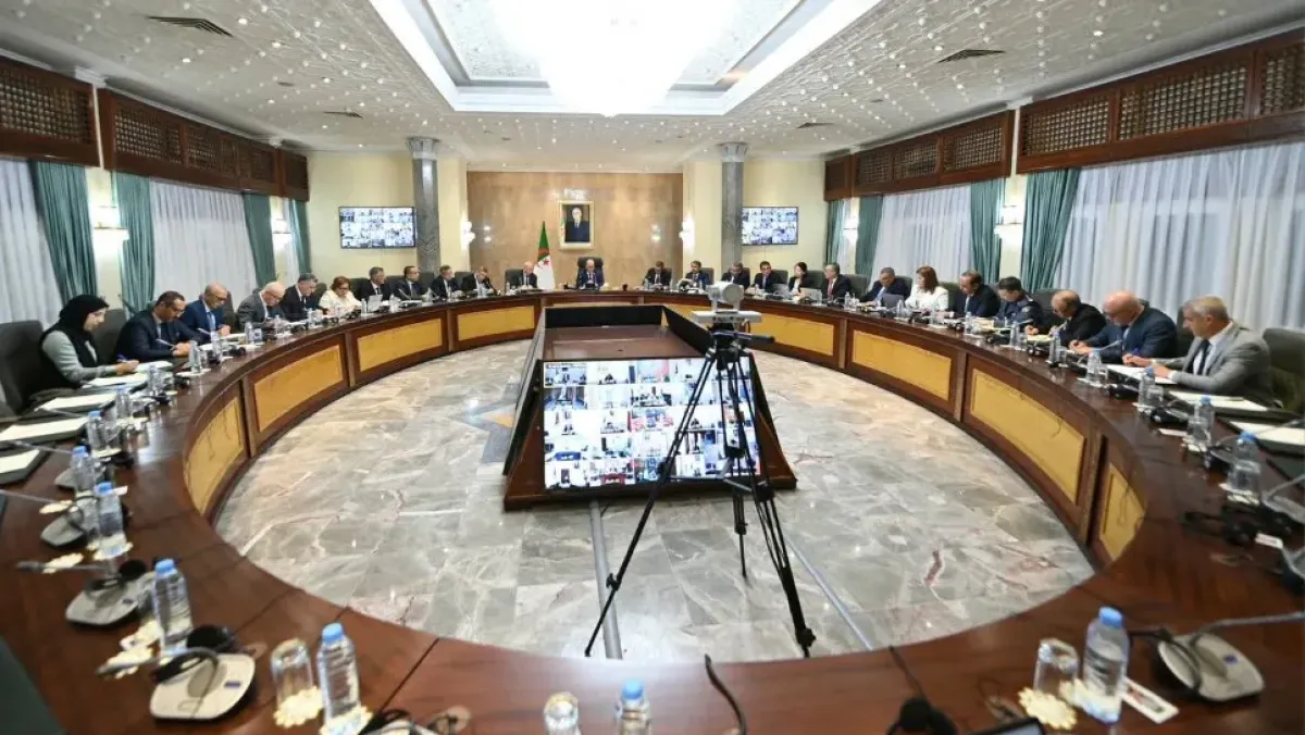 الحكومة الجزائرية تشرع في تعويض ضحايا حرائق الوسط والشرق